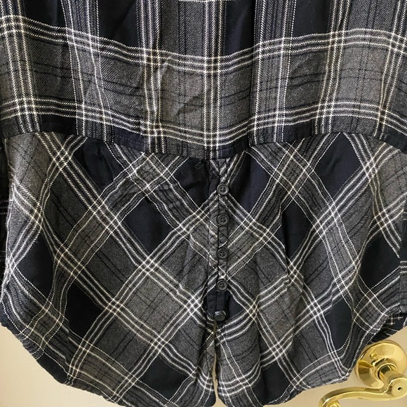 Beach Lunch Lounge Plaid Black and Gray Button Up - Picture 4 of 4